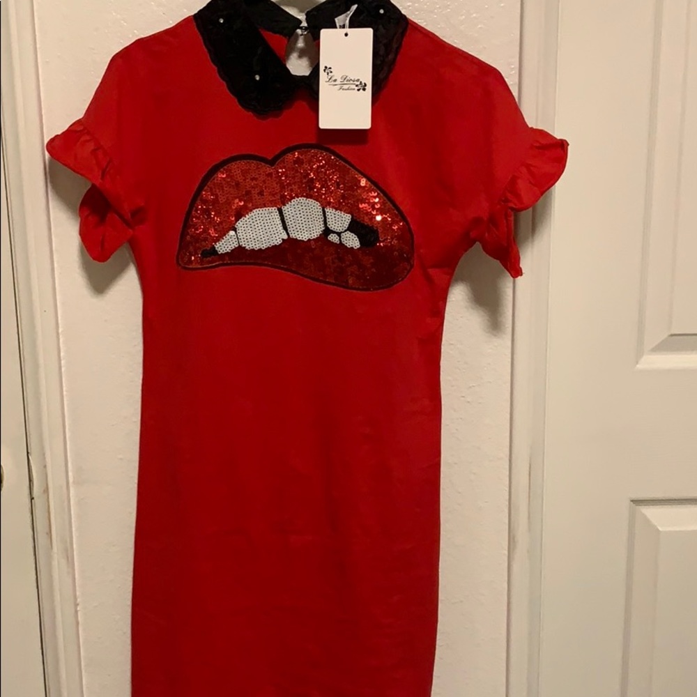 Red Cotton Dress with Lips